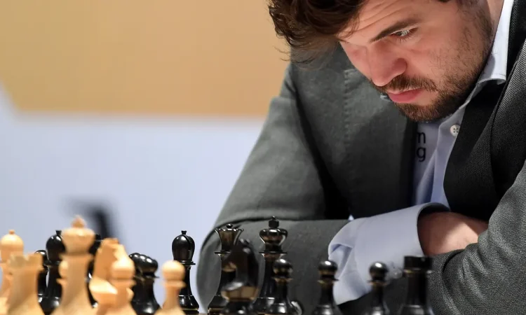 “Navigating the Premier League Chessboard: Unraveling the Intricacies of the Standings”