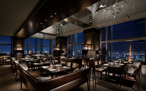 The 6 Best Romantic Restaurants in Tokyo